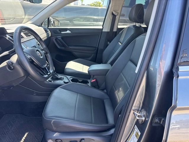 Used 2021 Volkswagen Tiguan SEL AWD/4WD image 9