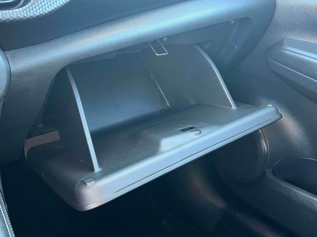 Used 2024 Nissan Kicks SV FWD image 26