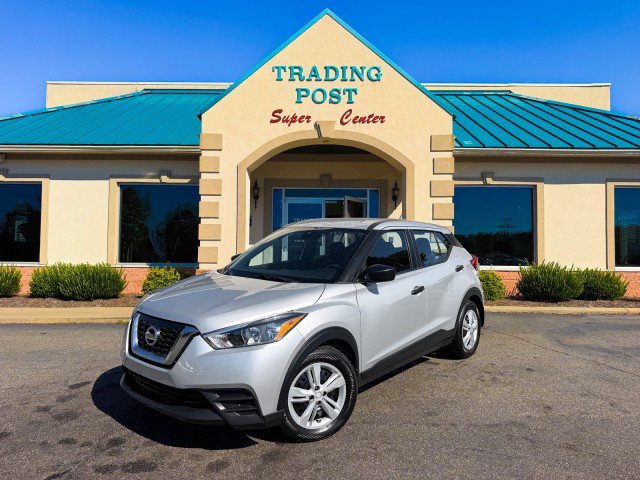 Used 2020 Nissan Kicks S FWD image 24