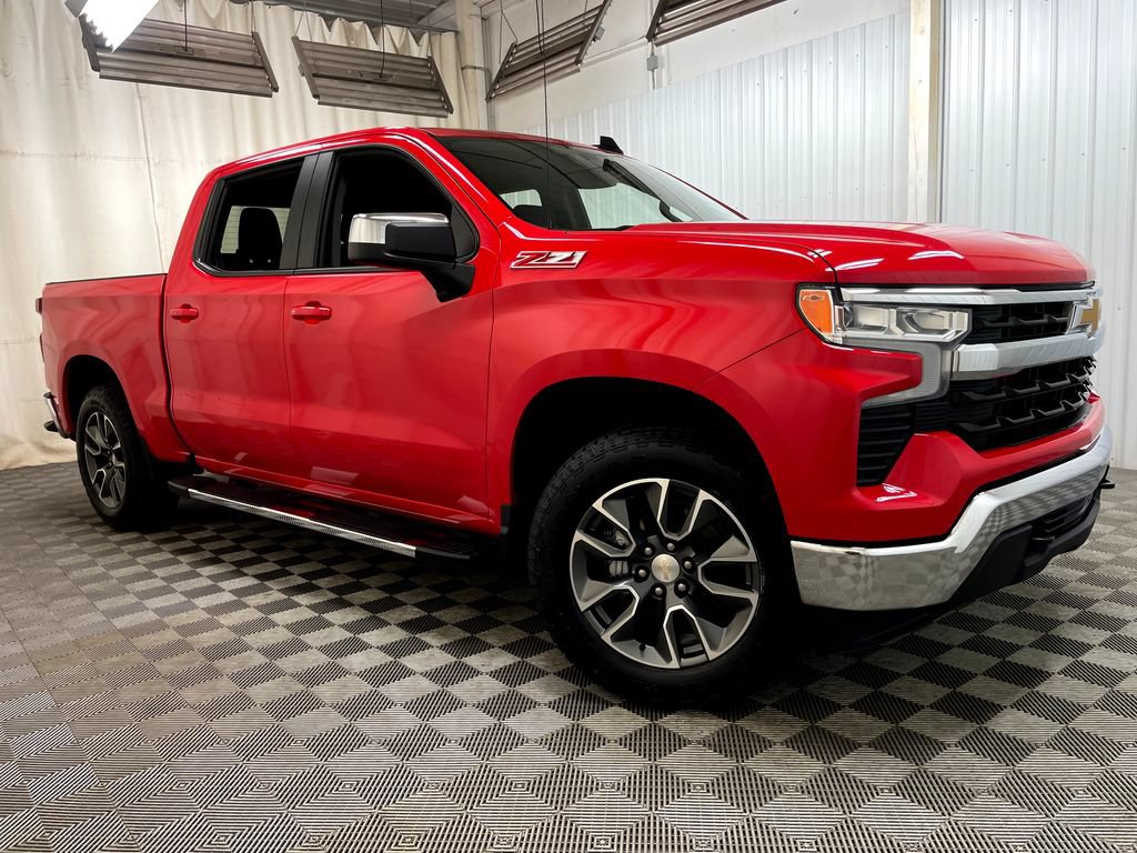 Certified 2024 Chevrolet Silverado 1500 LT AWD/4WD image 48