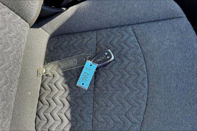 Used 2024 Chevrolet Equinox LT image 18