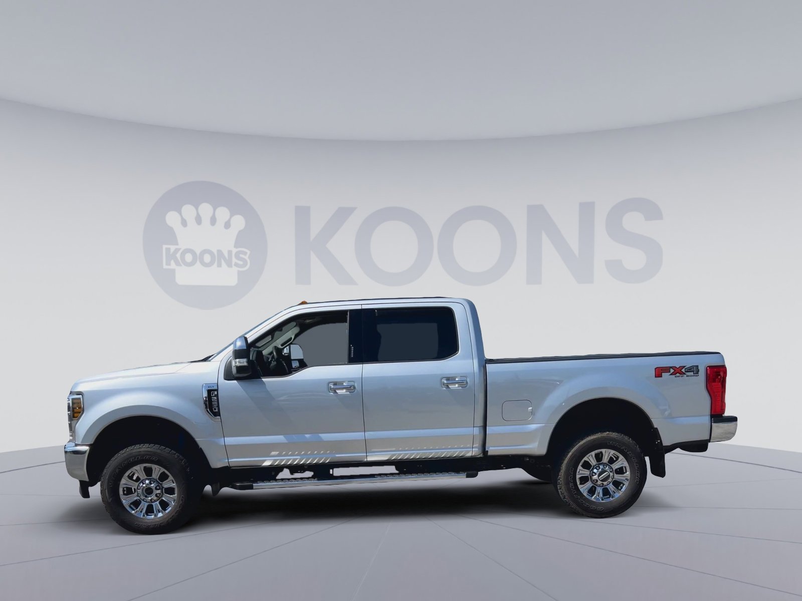 Used 2019 Ford F250 XLT w/ XLT Premium Package image 7