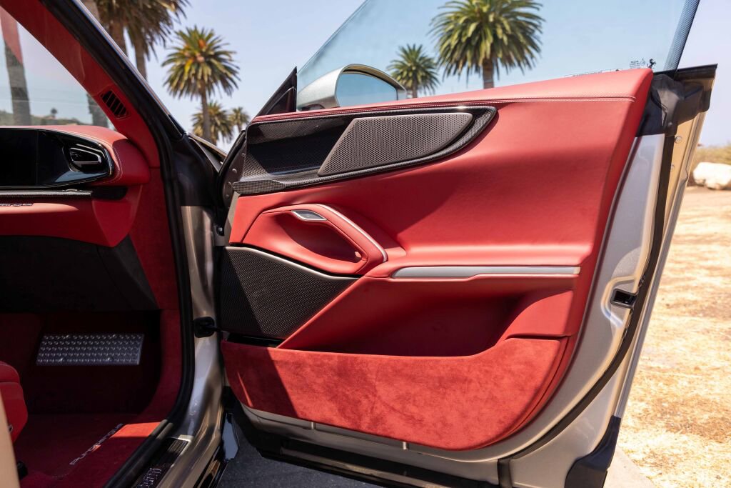 Certified 2025 Ferrari Purosangue image 23