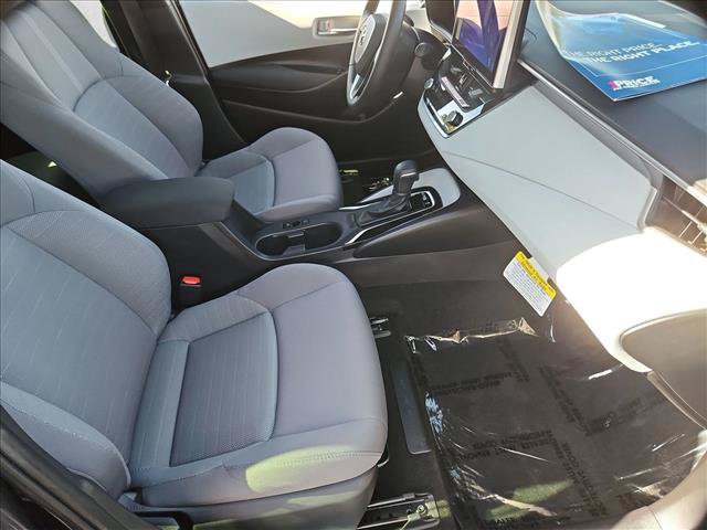 Certified 2026 Toyota Corolla SE w/ SE Package FWD image 25
