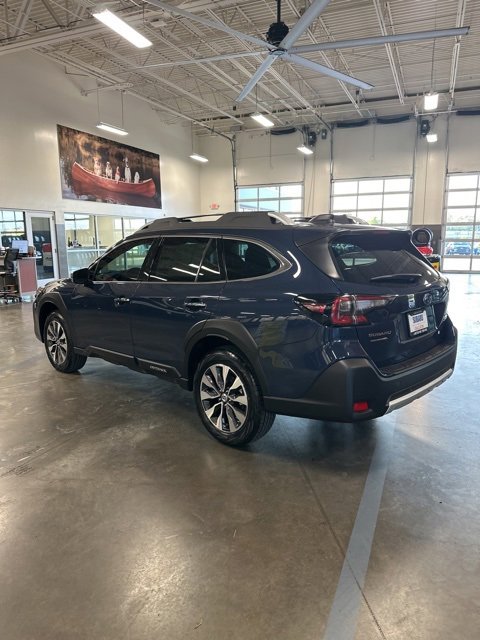 New 2025 Subaru Outback Touring XT image 8