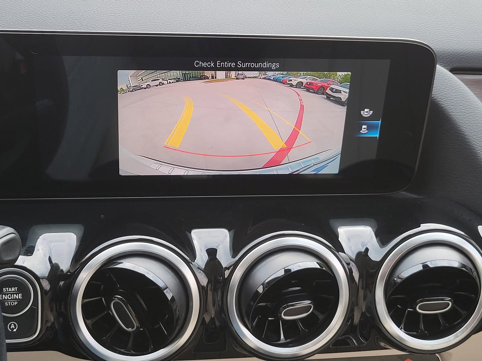 Used 2022 Mercedes-Benz GLA 250 4MATIC w/ Premium Package image 20