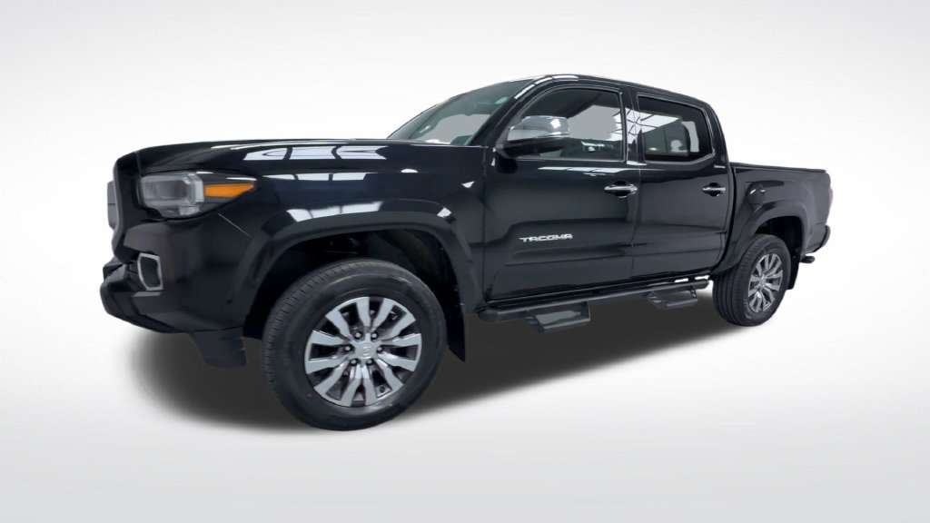 Certified 2022 Toyota Tacoma Limited AWD/4WD image 5