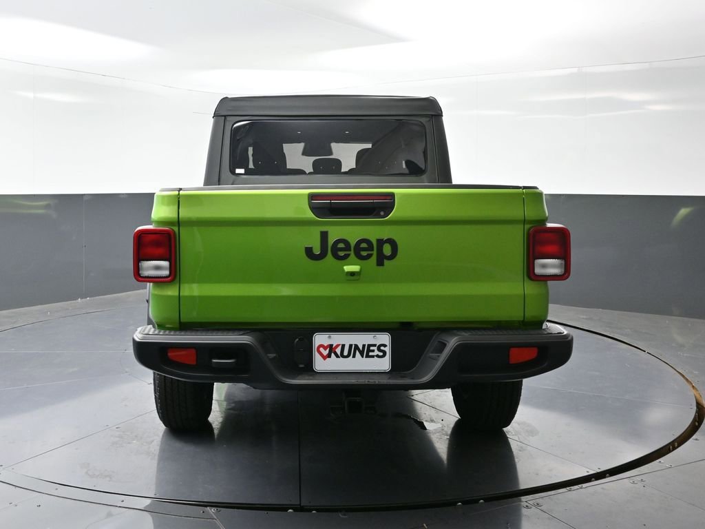 New 2026 Jeep Gladiator Sport image 13