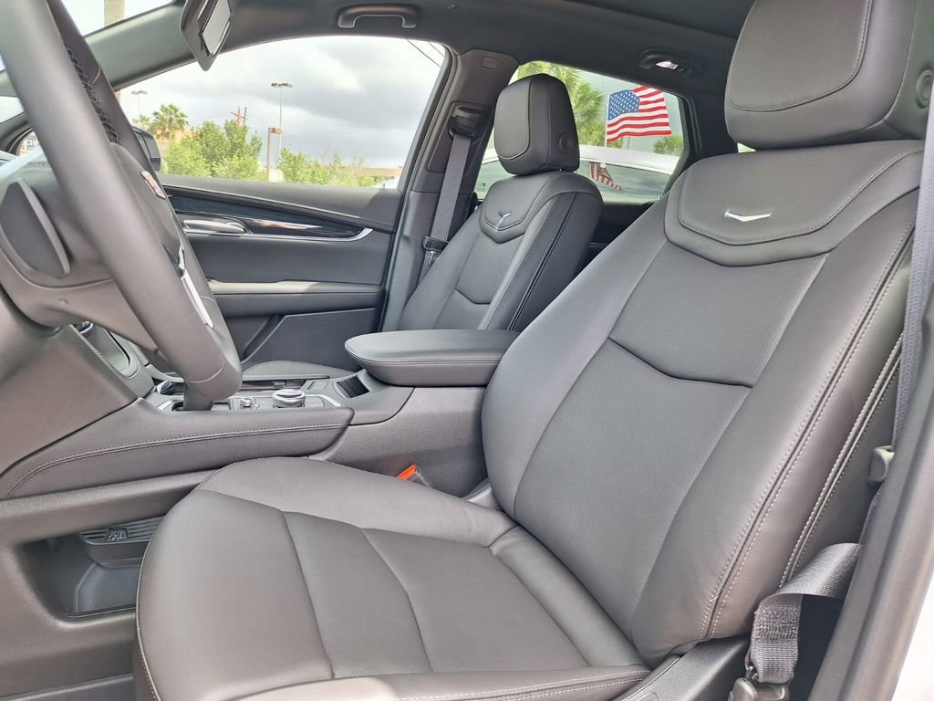 New 2026 Cadillac XT5 Premium Luxury w/ Driver Assist Package FWD image 25