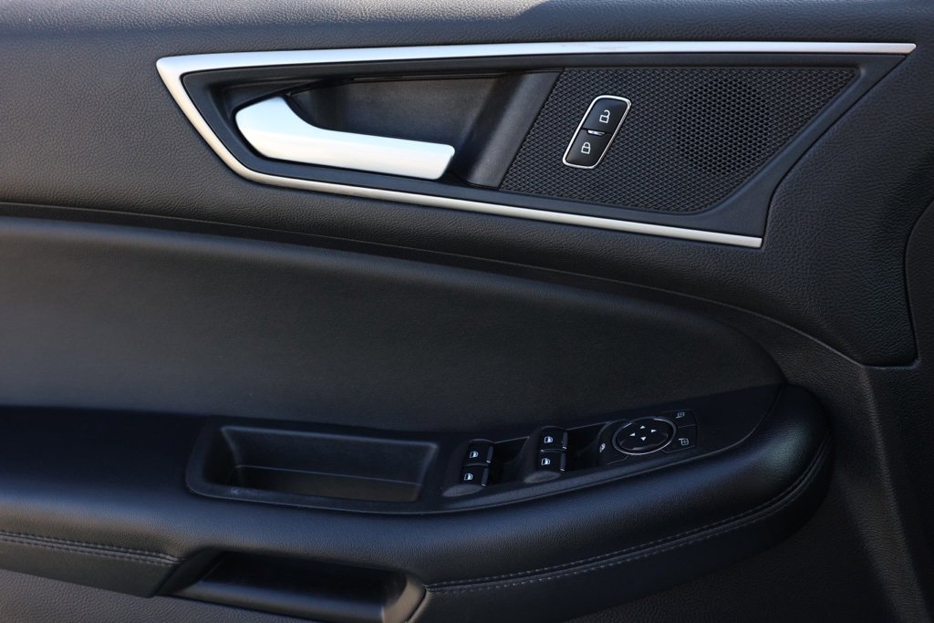 Used 2022 Ford Edge SEL image 24