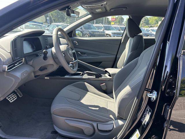New 2026 Hyundai Elantra Sport FWD image 6