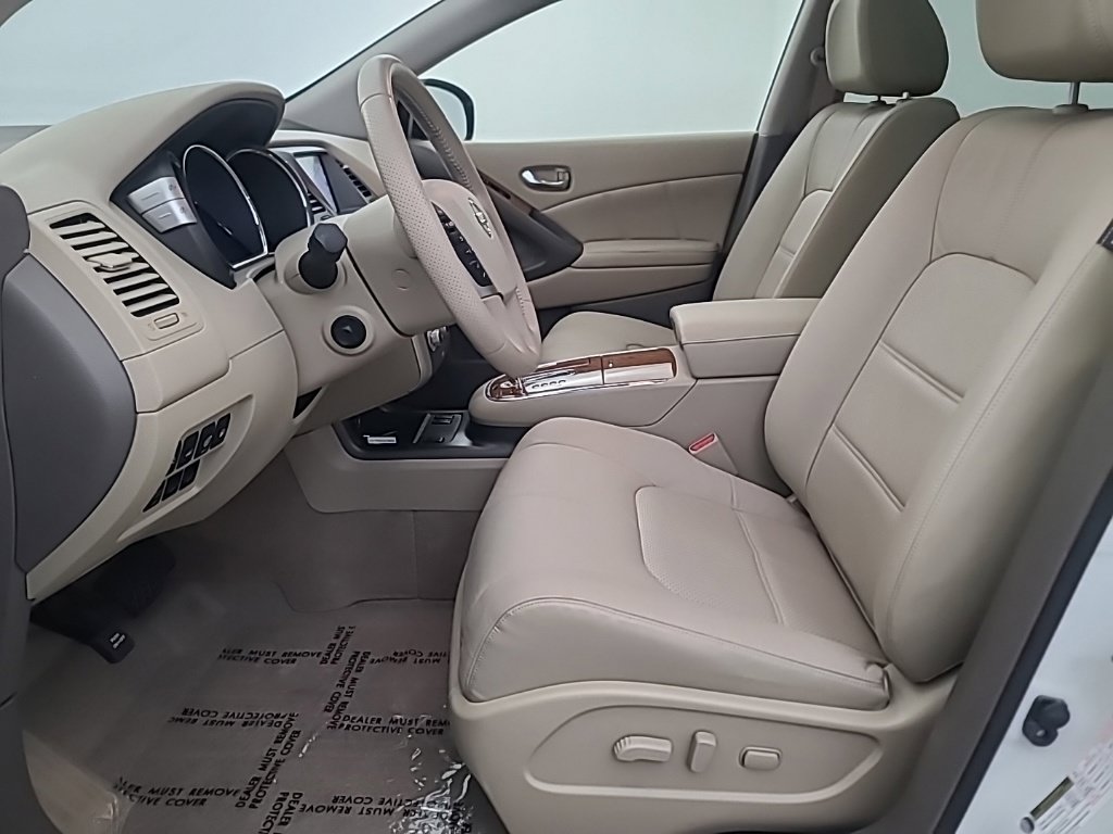 Used 2014 Nissan Murano LE w/ Platinum Edition Package AWD/4WD image 25