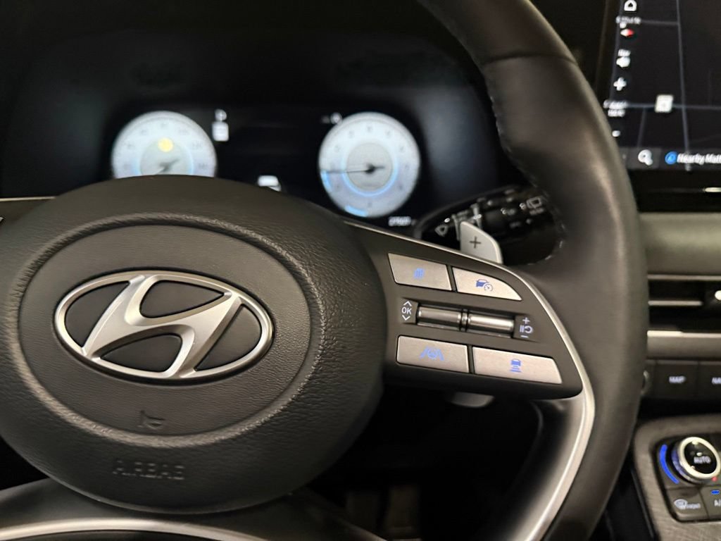 Used 2024 Hyundai Palisade Limited AWD/4WD image 16