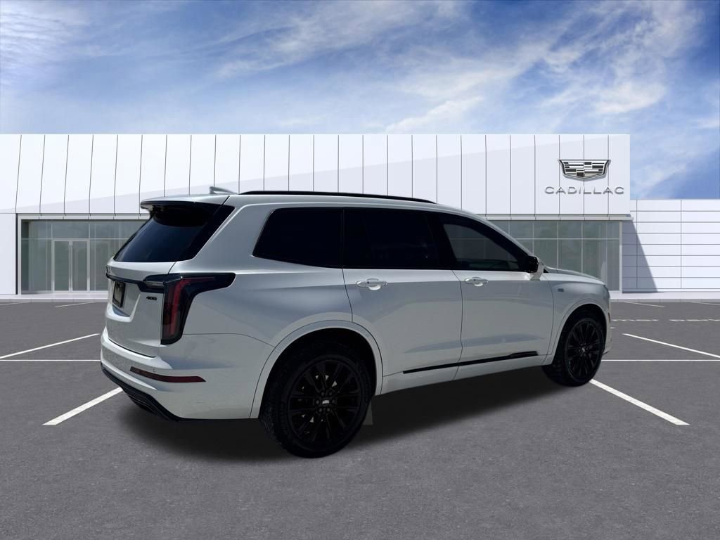 Used 2023 Cadillac XT6 Sport w/ LPO, Onyx Lite Package AWD/4WD image 3