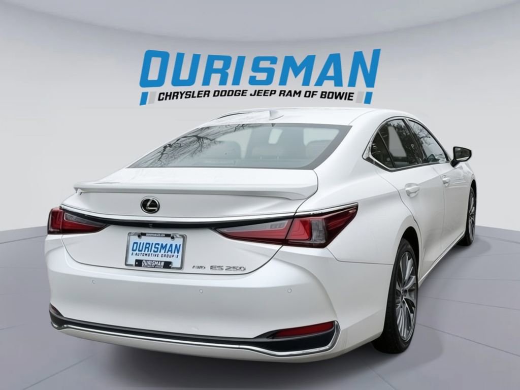 Used 2021 Lexus ES 250 w/ Premium Package image 2
