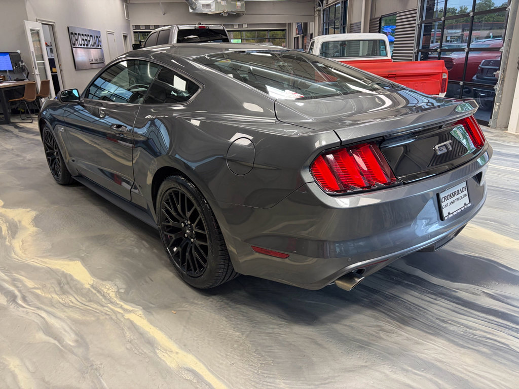 Used 2017 Ford Mustang GT w/ GT Performance Package RWD image 32