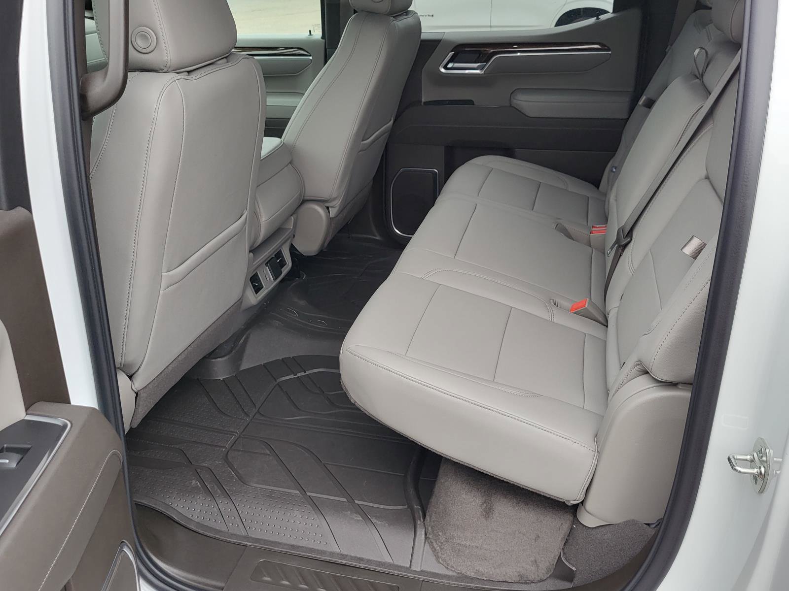 New 2026 Chevrolet Silverado 1500 LT w/ Texas Edition Plus image 12