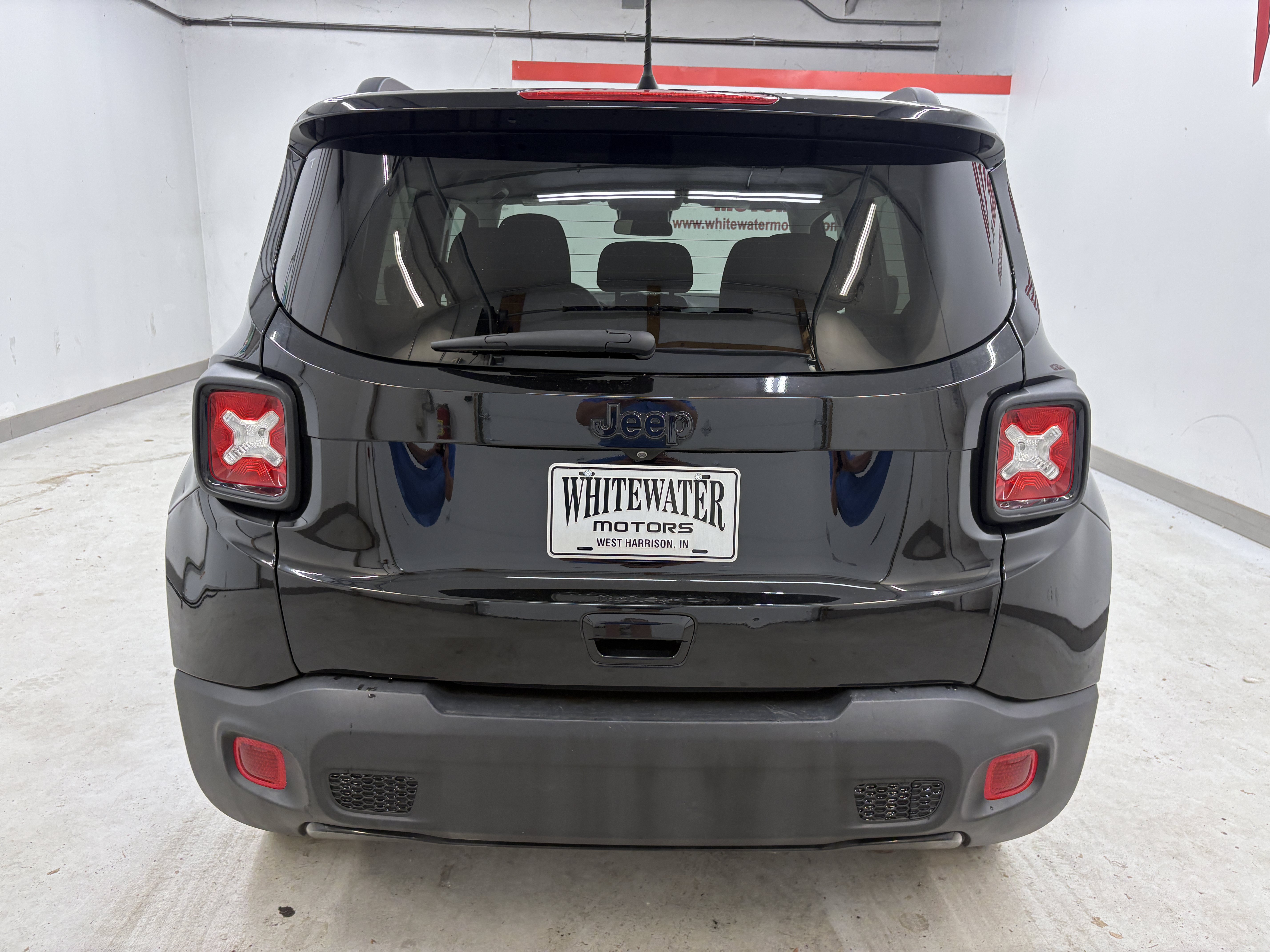 Used 2019 Jeep Renegade Altitude w/ Quick Order Package 2XM FWD image 3