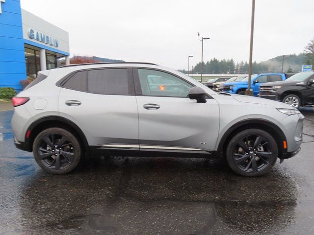 Used 2025 Buick Envision Sport Touring image 9