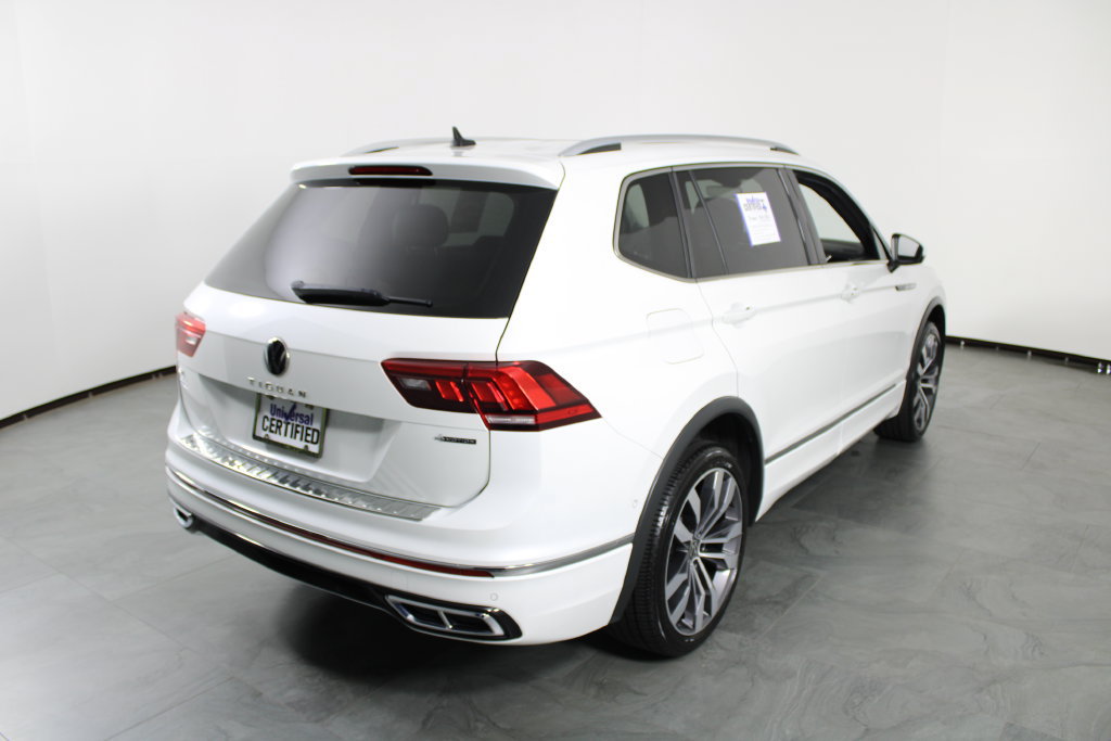 Used 2022 Volkswagen Tiguan SEL R-Line AWD/4WD image 3