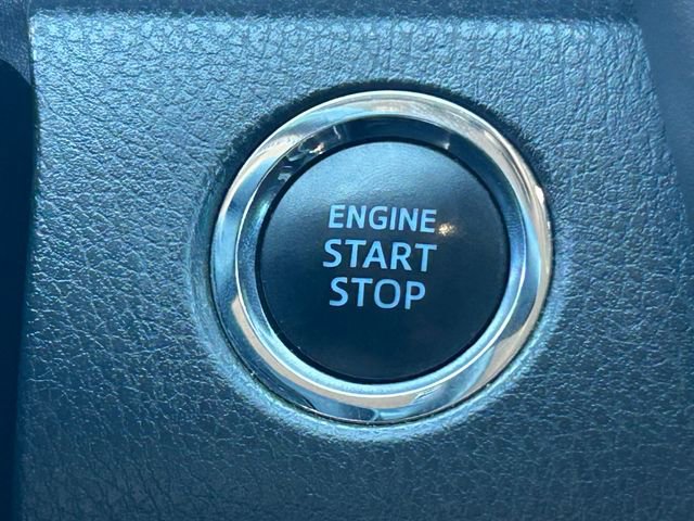 Used 2019 Toyota Camry XSE image 16