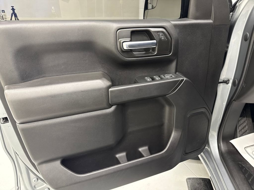 Used 2023 Chevrolet Silverado 1500 Custom w/ Rally Edition image 11