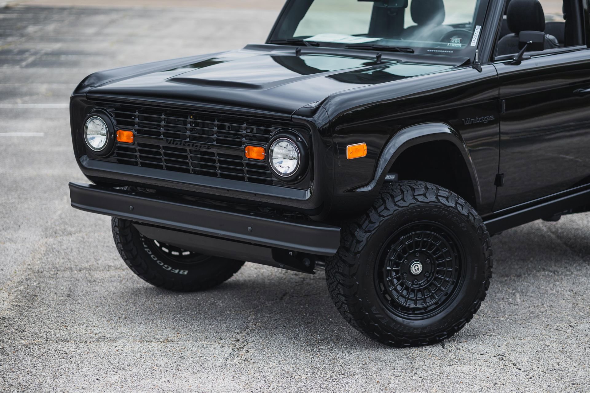 Used 2024 Ford Bronco Black Diamond AWD/4WD image 4