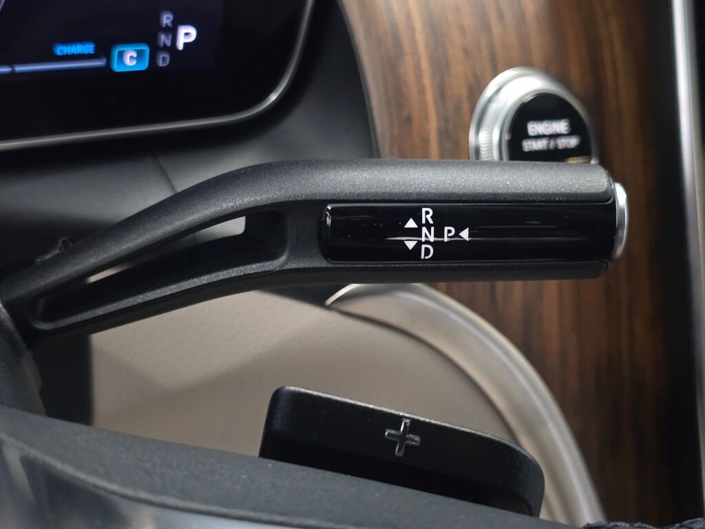 Used 2025 Mercedes-Benz GLC 300 GLC 300 image 16