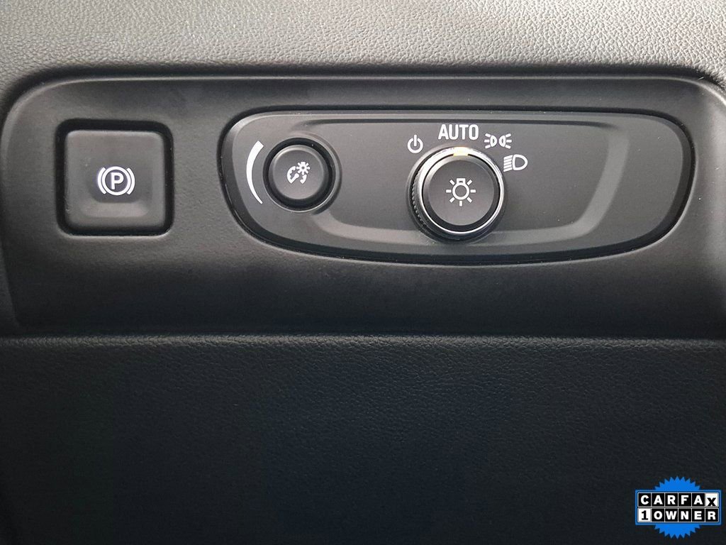 Used 2021 Buick Enclave Avenir w/ Avenir Technology Package FWD image 16