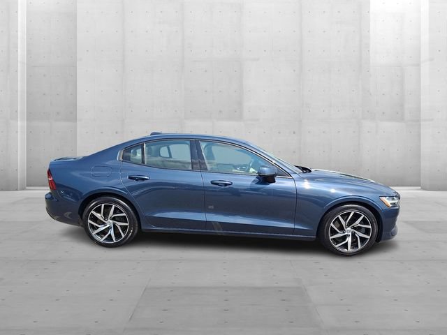 Used 2020 Volvo S60 T6 Momentum AWD/4WD image 7
