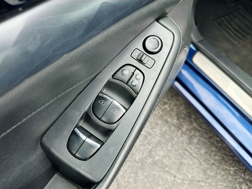 Used 2021 Nissan Maxima Platinum w/ Sport Mat Group image 18