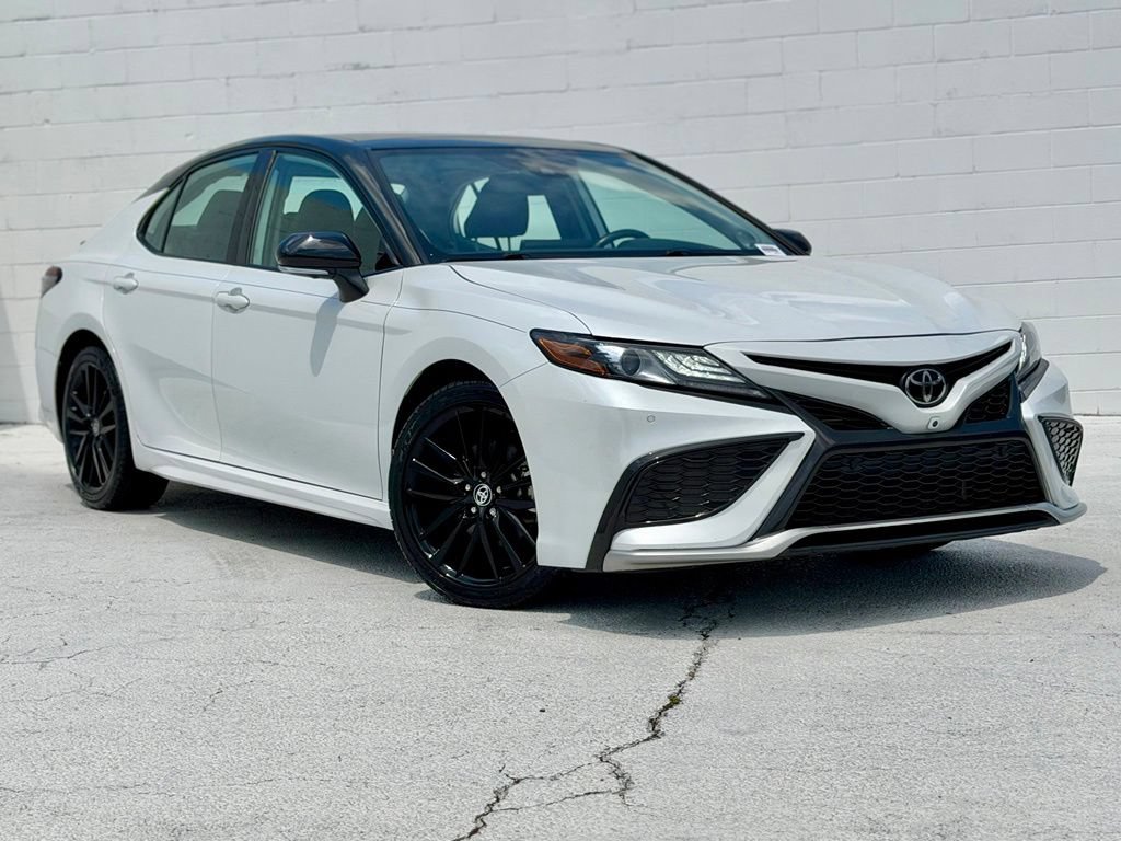Used 2023 Toyota Camry XSE w/ Navigation Package FWD image 2