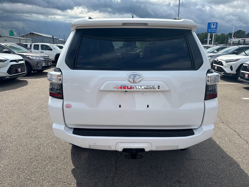 Used 2022 Toyota 4Runner SR5 Premium image 9