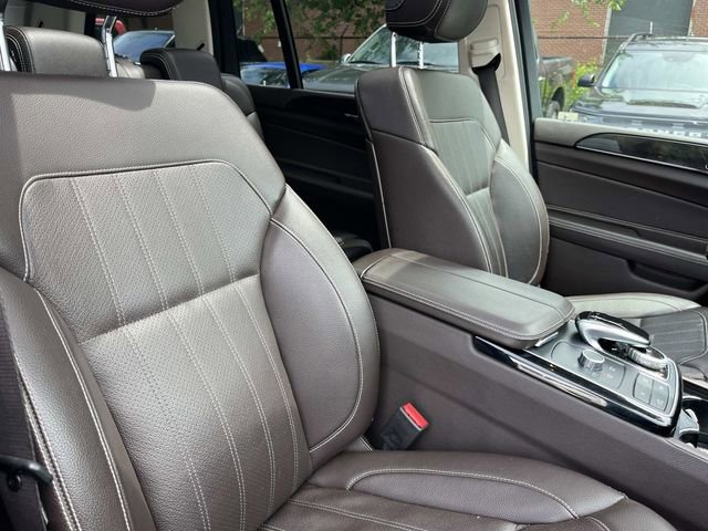 Used 2018 Mercedes-Benz GLS 450 4MATIC image 32
