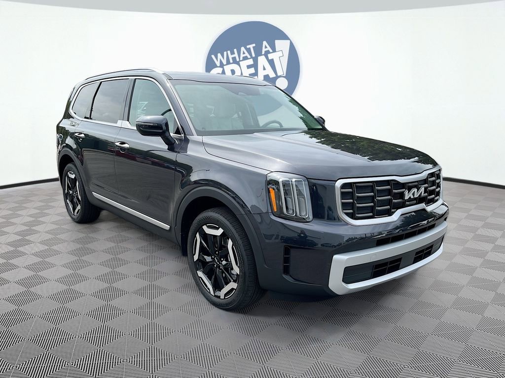 Certified 2025 Kia Telluride S image 3