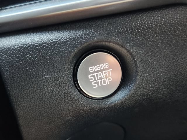 Used 2025 Kia Sorento S w/ Panoramic Sunroof Package FWD image 8