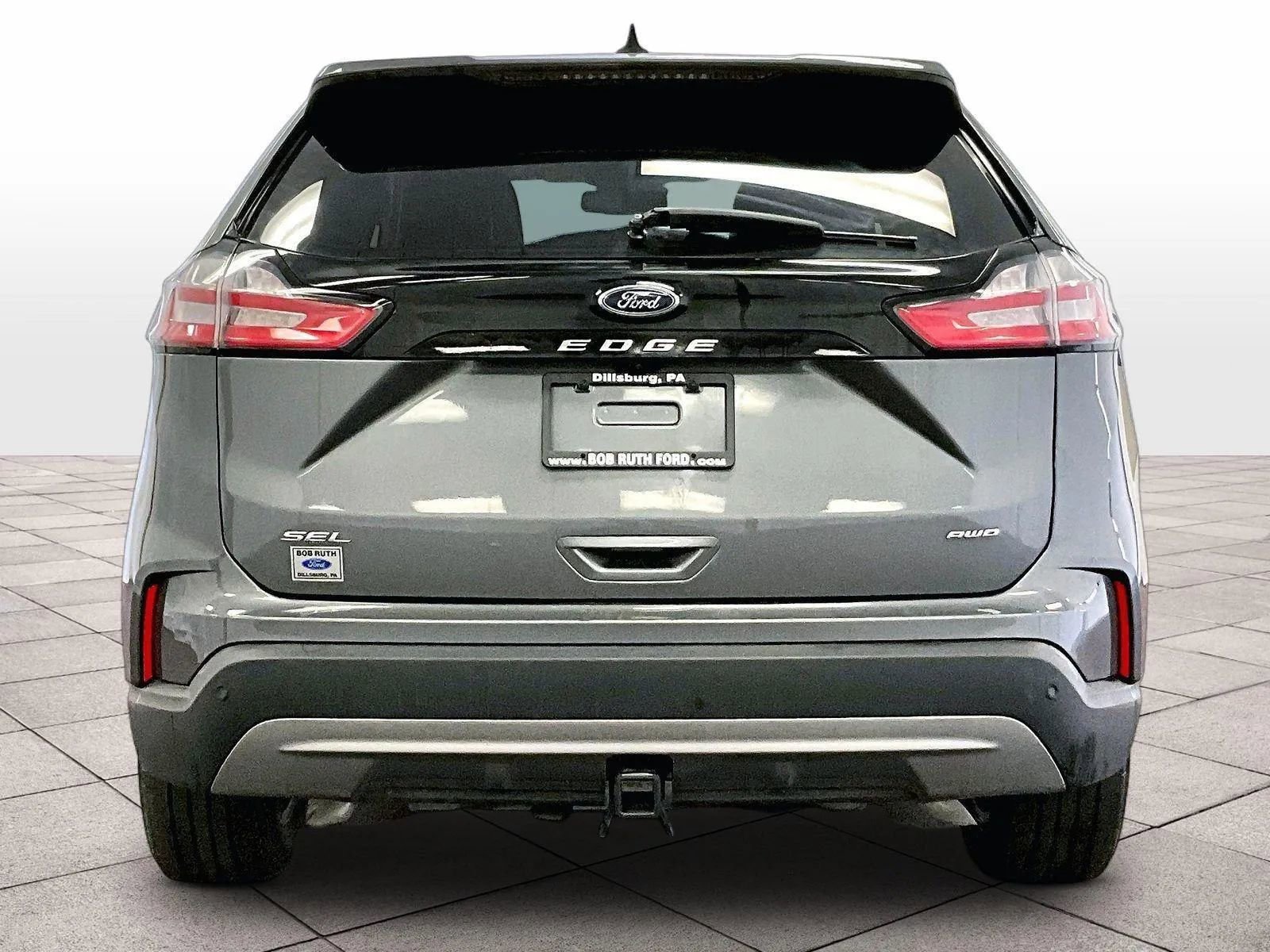 Certified 2024 Ford Edge SEL w/ Convenience Package AWD/4WD image 4