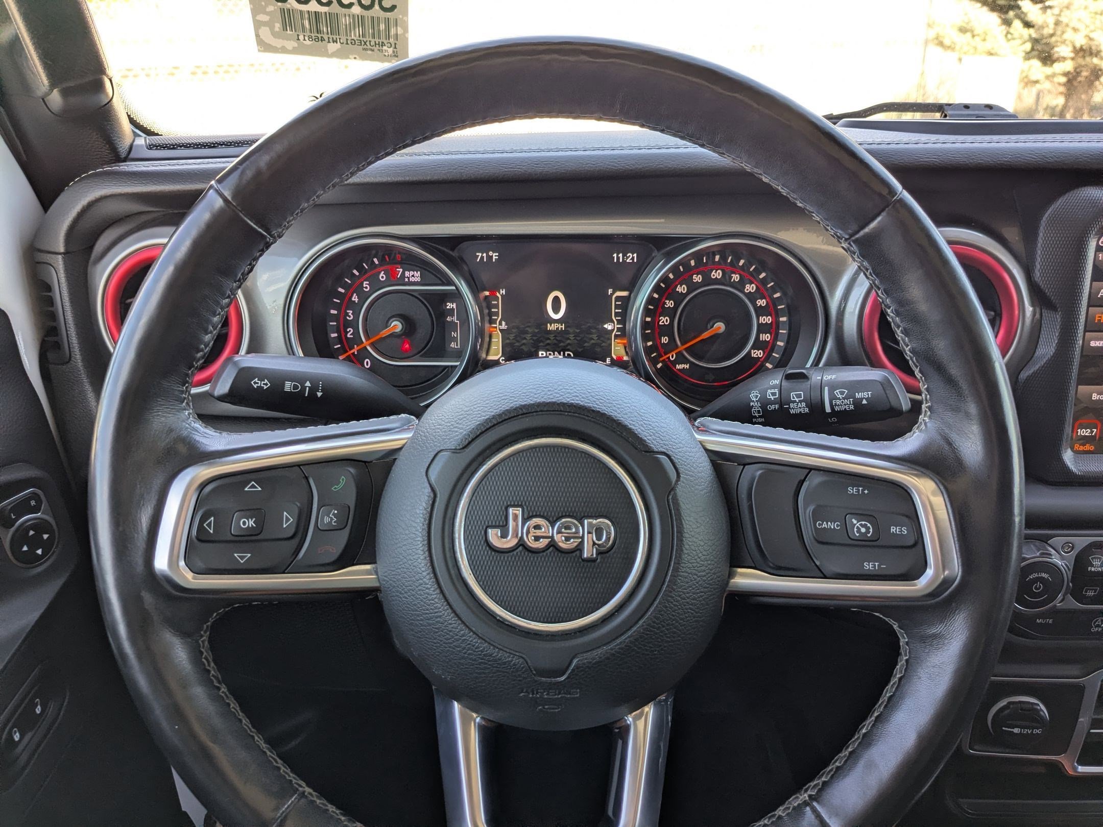 Used 2018 Jeep Wrangler Unlimited Sahara w/ Uconnect 4C Nav & Sound Group image 15