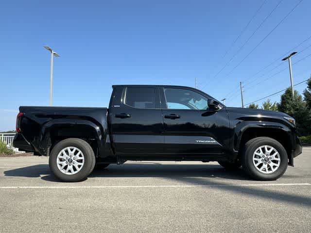Used 2026 Toyota Tacoma SR5 RWD image 3