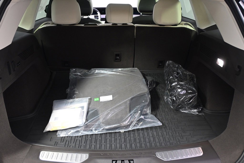 New 2026 Lincoln Nautilus Black Label image 19