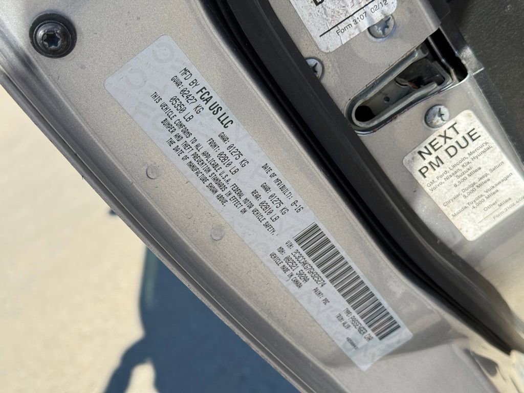 Used 2016 Chrysler 300 C image 10