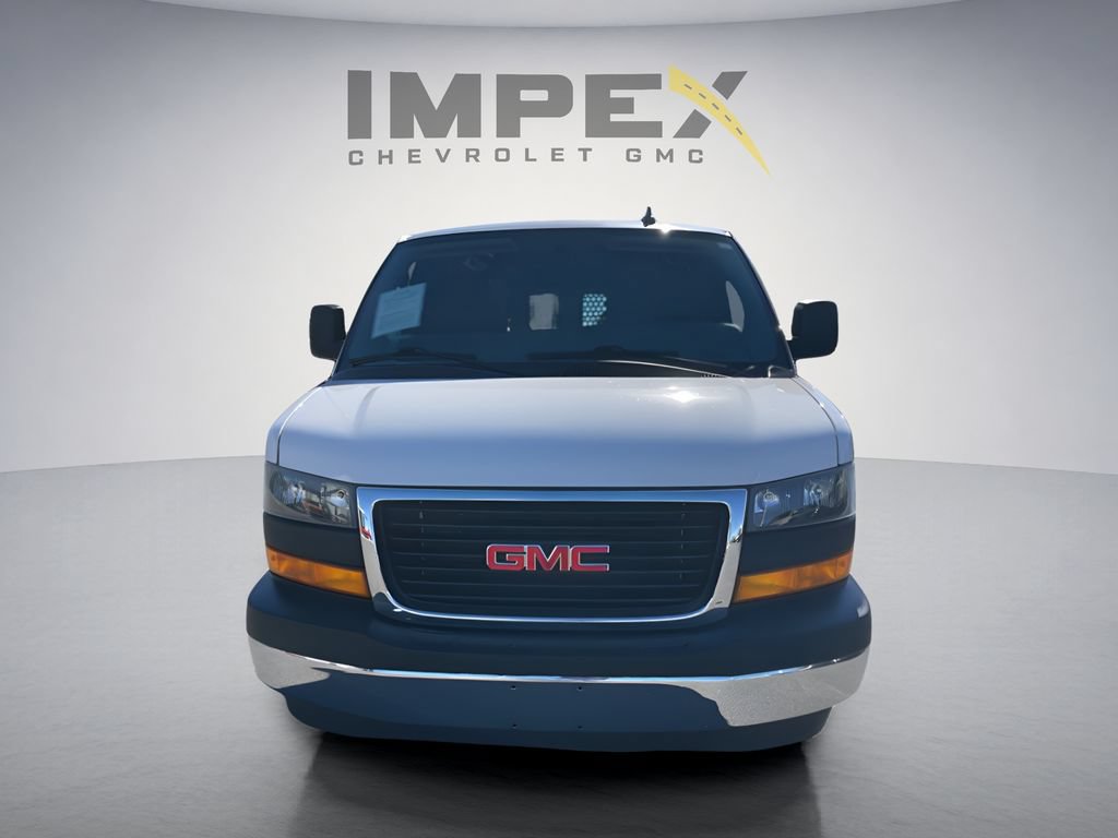 Used 2023 GMC Savana 2500 Extended w/ Driver Convenience Package RWD image 5