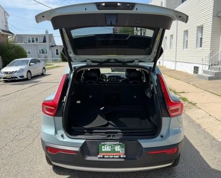 Used 2019 Volvo XC40 T5 Momentum AWD/4WD image 12