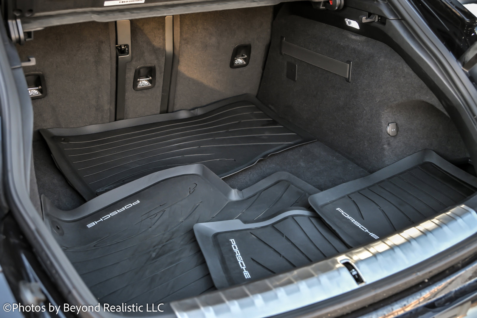 Used 2024 Porsche Taycan Turbo image 17