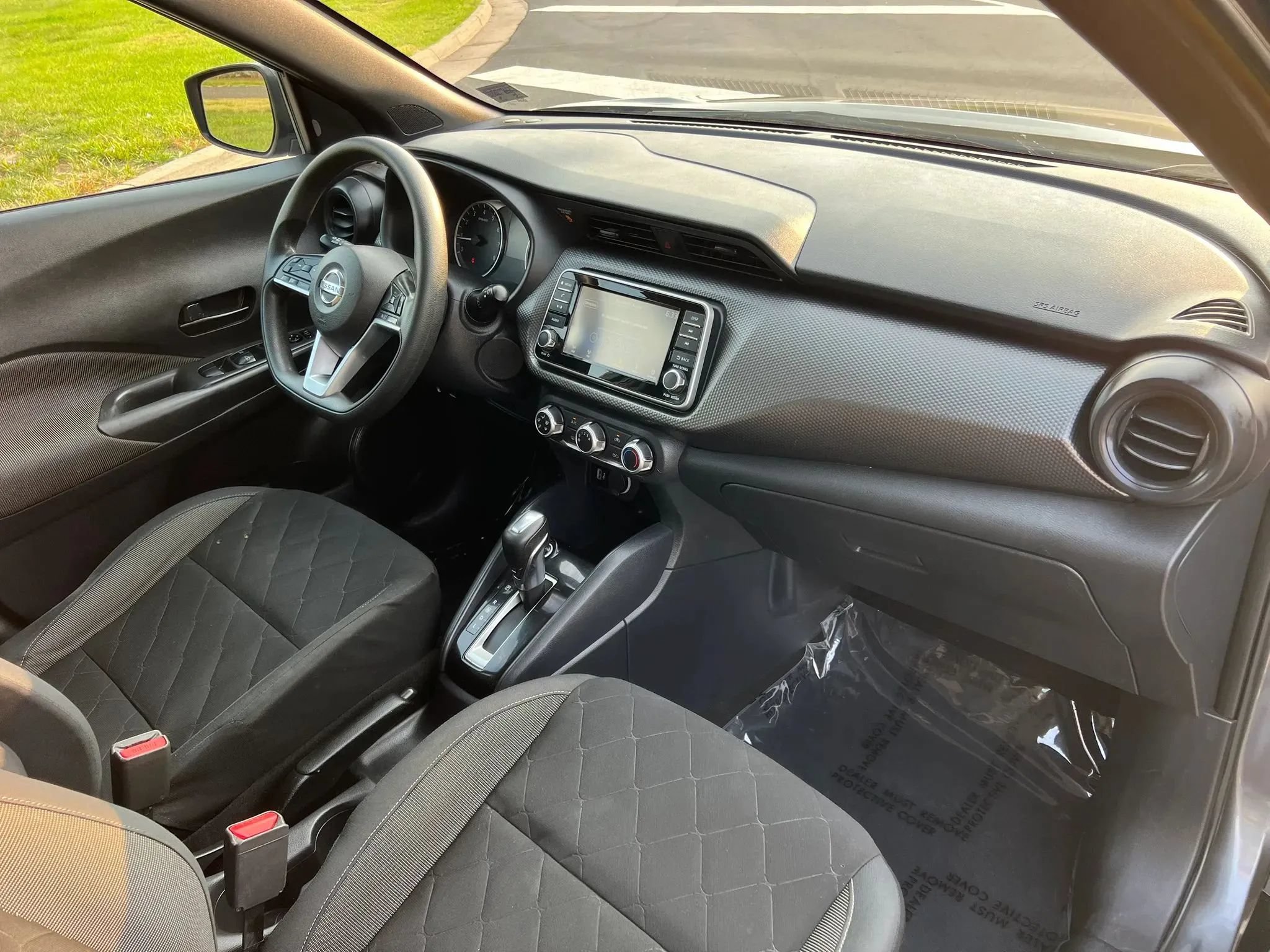 Used 2020 Nissan Kicks S FWD image 17