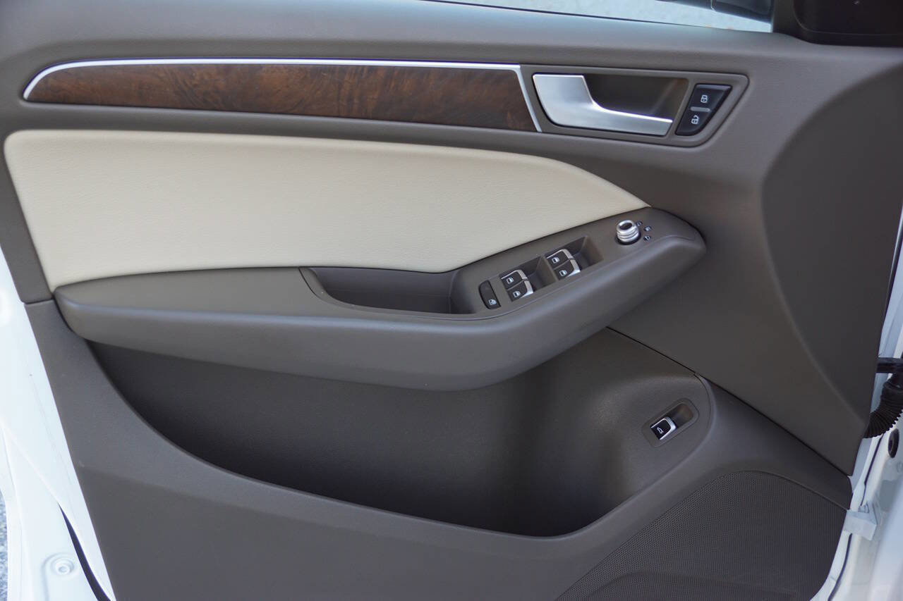 Used 2017 Audi Q5 2.0T Premium image 24