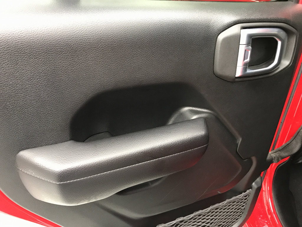 Used 2021 Jeep Wrangler Unlimited Sport image 17