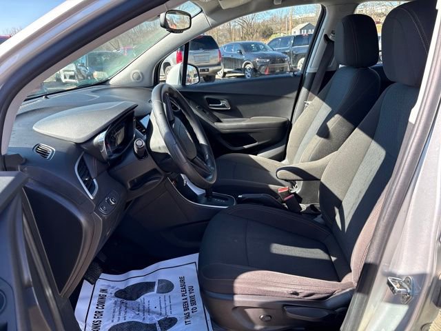 Used 2018 Chevrolet Trax LS image 8