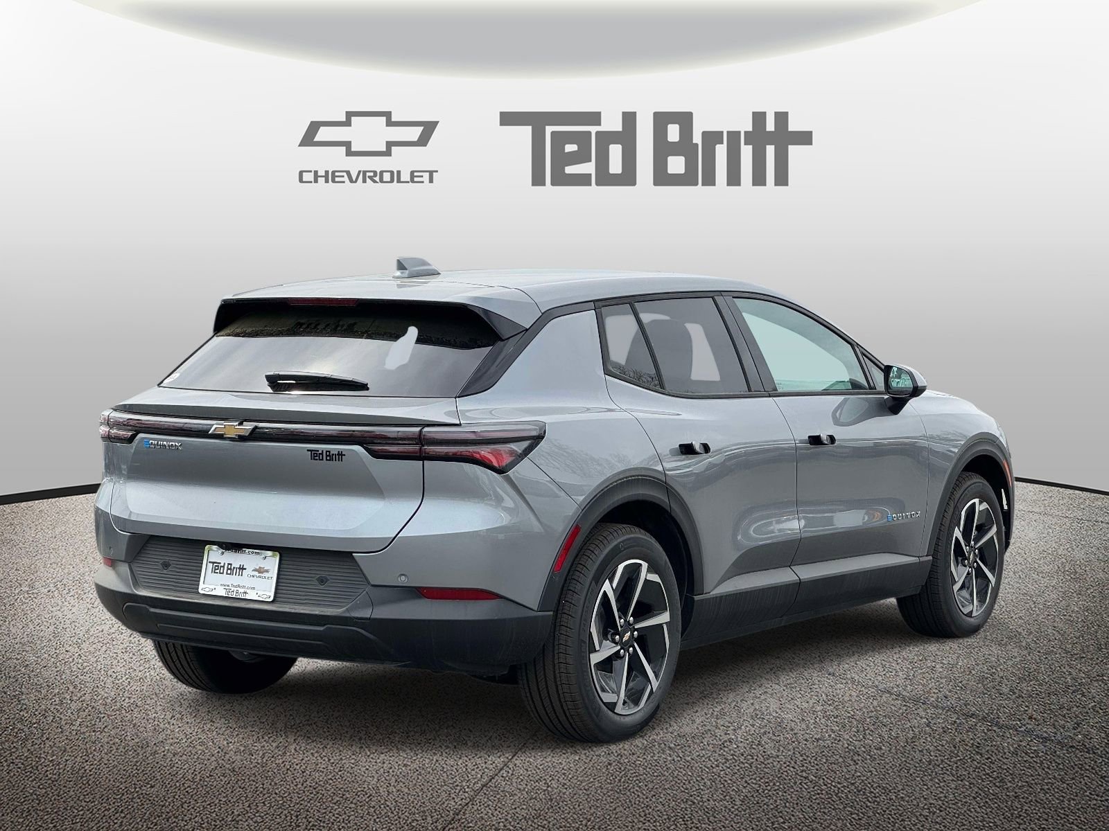 New 2026 Chevrolet Equinox EV LT image 4