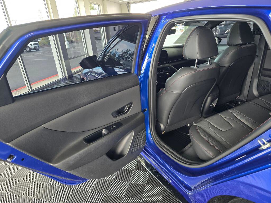 Used 2025 Hyundai Elantra N Line image 35